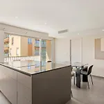 Magnifique St Tropez - Maison Lerins Апартаменты *