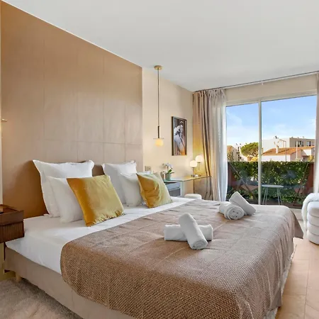 Magnifique St Tropez Apartment